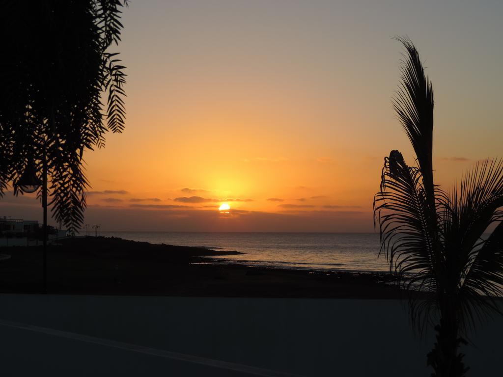 El Descansito Playa Honda  Exterior foto